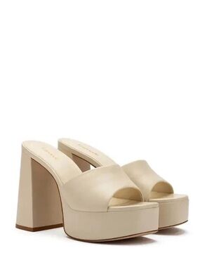 Larroudé Dolly Mule Cream Leather